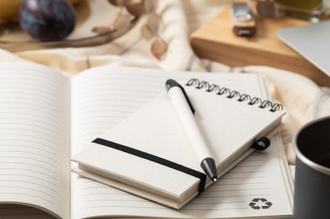 Notes z kartonów po mleku Notes z kartonów po mleku