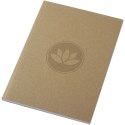 Notatnik A5 Novella Austen z miękką okładką z materiału z recyklingu, papier pakowy — 50 kartek piasek pustyni Notatnik A5 Novella Austen z miękką okładką z materiału z recyklingu, papier pakowy — 50 kartek piasek pustyni