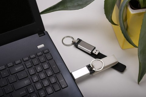 Pamięć USB BUDVA 32 GB 3.0 Pamięć USB BUDVA 32 GB 3.0