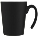 Kubek ceramiczny Oli o pojemności 360 ml z uchwytem biały, czarny Kubek ceramiczny Oli o pojemności 360 ml z uchwytem biały, czarny